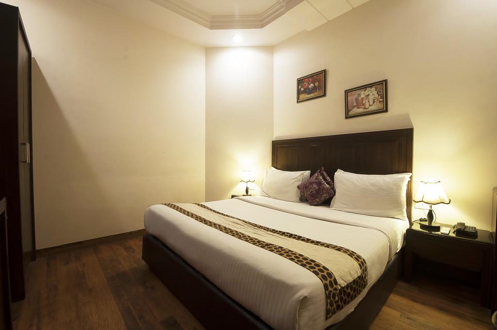 Hotel Prems Paradise Amritsar Quarto foto